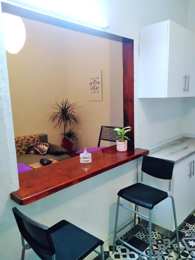 Downtown Apartment Салоники Греция